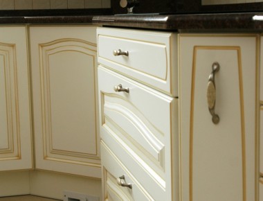 Jasna kuchnia w angielskim stylu